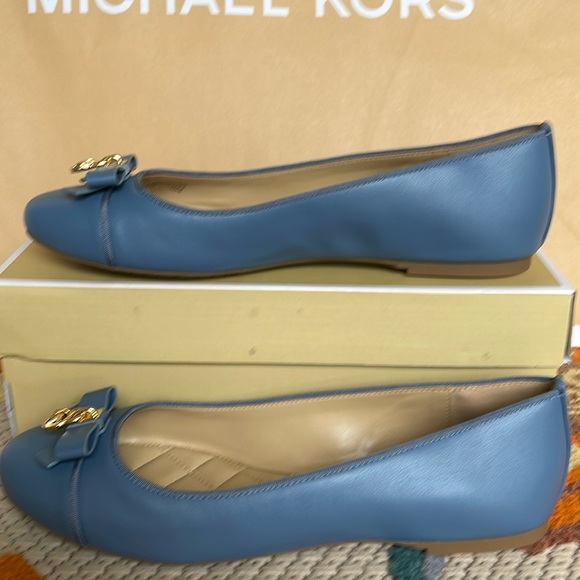 Michael Kors HONEY BALLET
FAUX LEATHER Flats 
49H3HNFP1L Denim - Picture 1 of 16